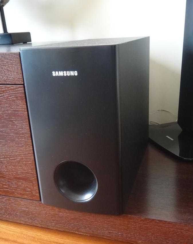 Głośnik basowy subwoofer Samsung