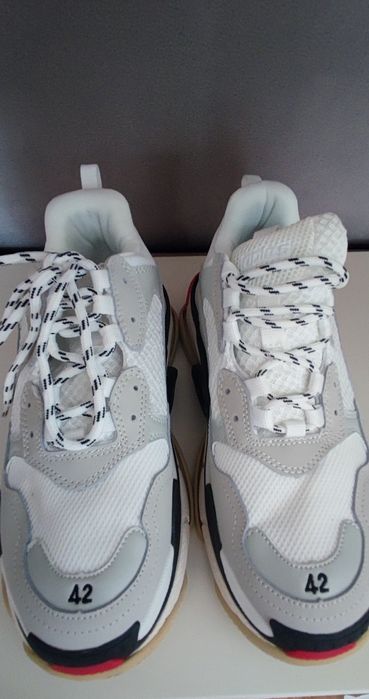 Sapatilhas Balenciaga triple S