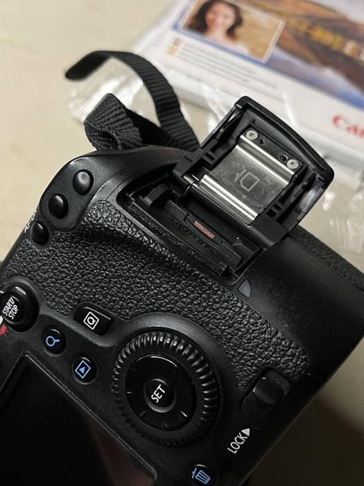 Фотоапарат Canon EOS 6D, 10тис пробіг.