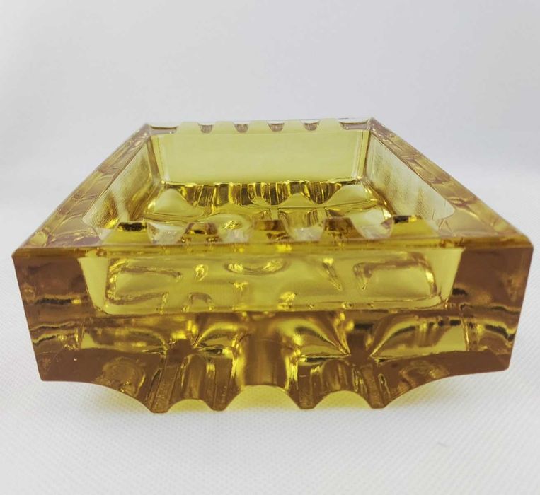 Duża popielnica VLADISLAV URBAN huta Rosice