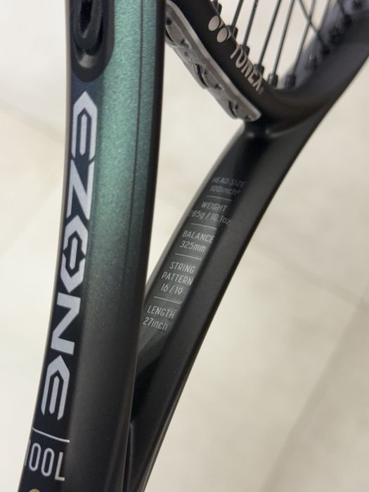Nowa rakieta Yonex Ezone 100L Black G1 z naciągiem Gamma iO 1.24