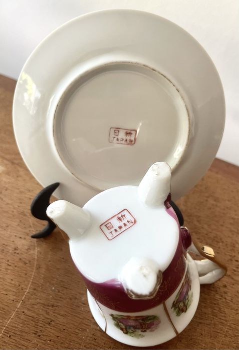 Chávena de Porcelana Japonesa