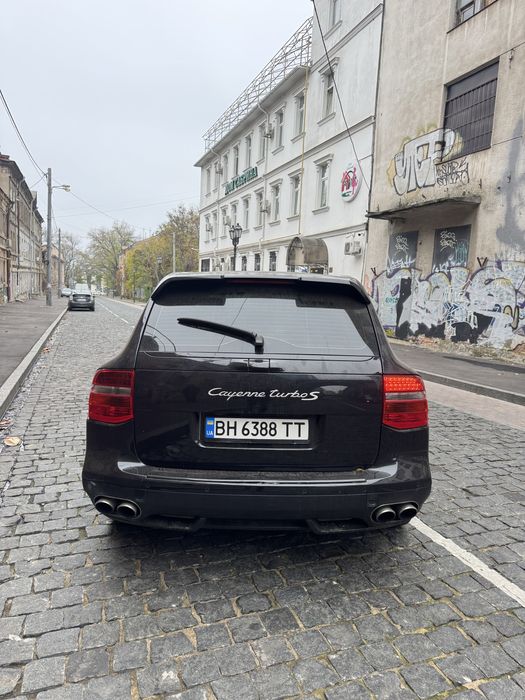Porsche Cayenne 4.8 Turbo S