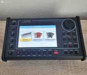 Ketron SD40 Como Novo pouco foi usado