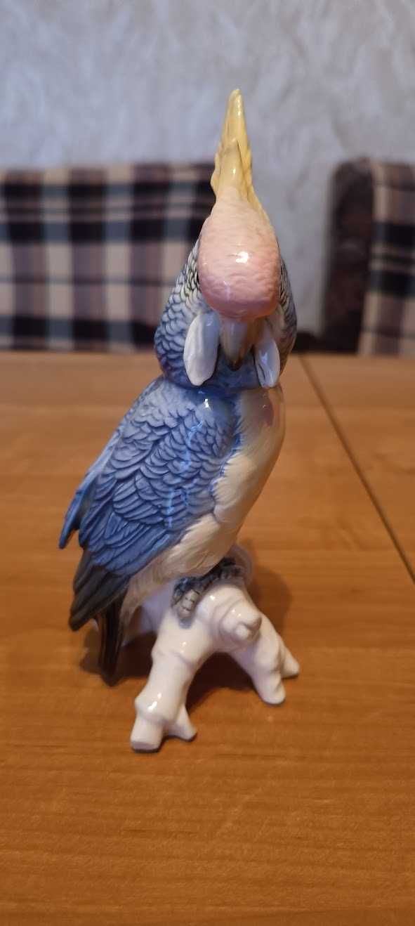 Figurka kolekcjonerska Karl Ens - papuga Kakadu.