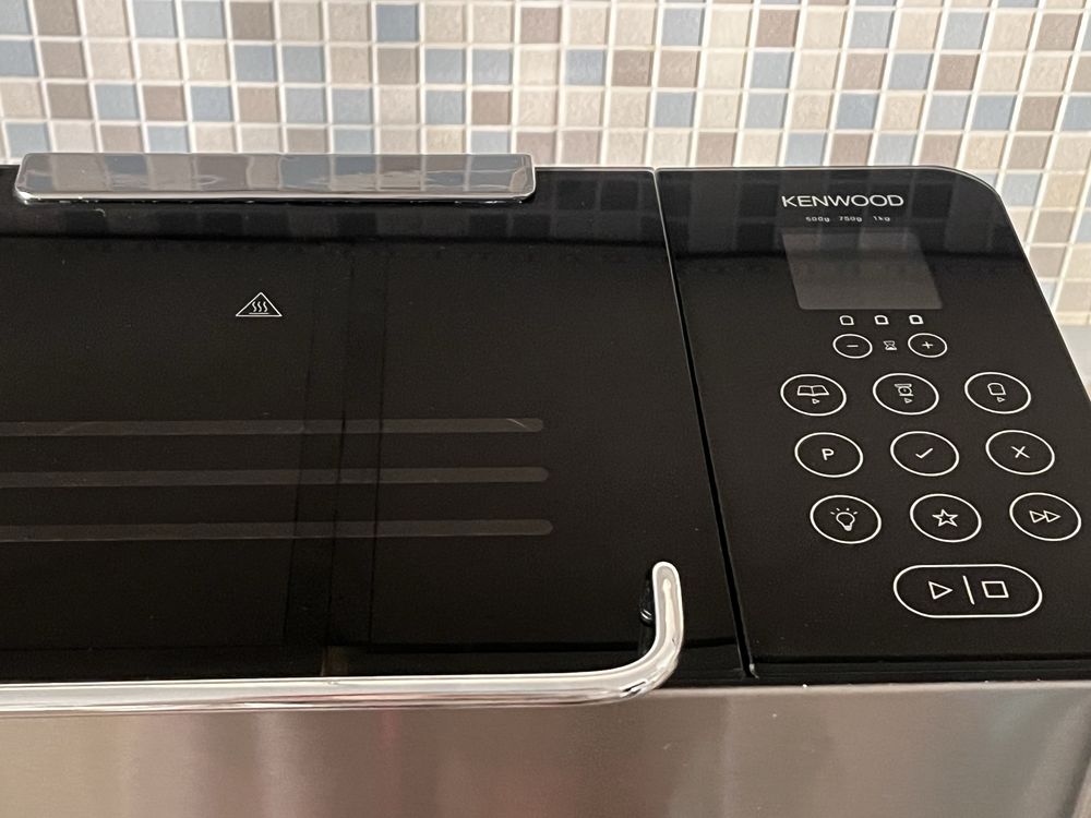 Хлебопечка Kenwood BM 450