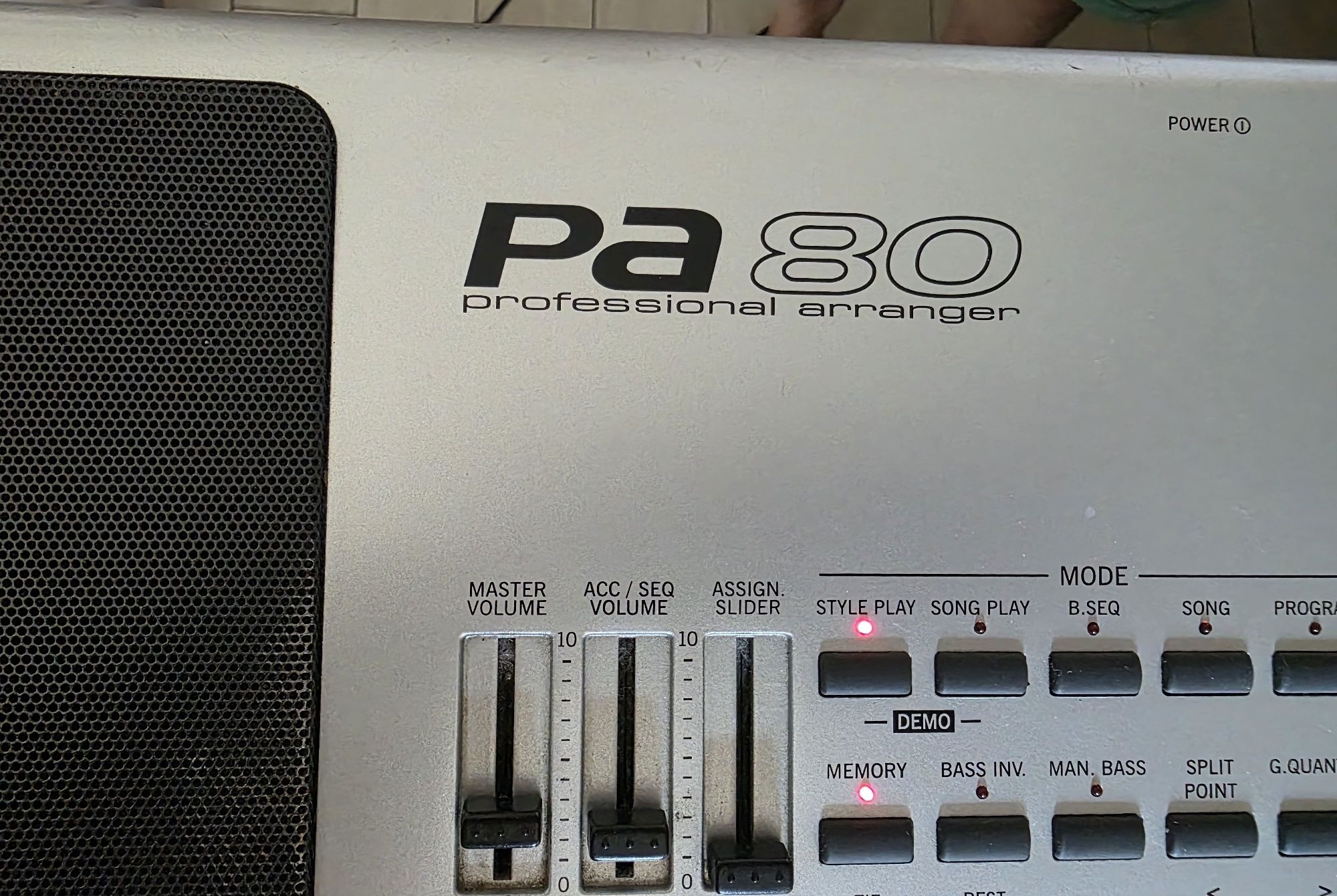Korg PA80 e Casio CTK-731 ver anúncio
