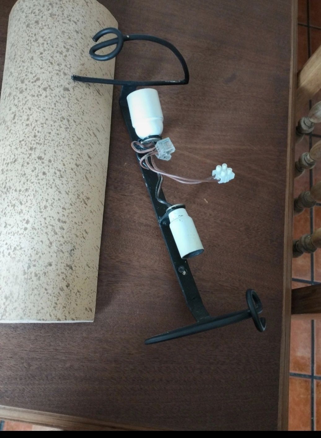 Aplicação de luz para parede em telha