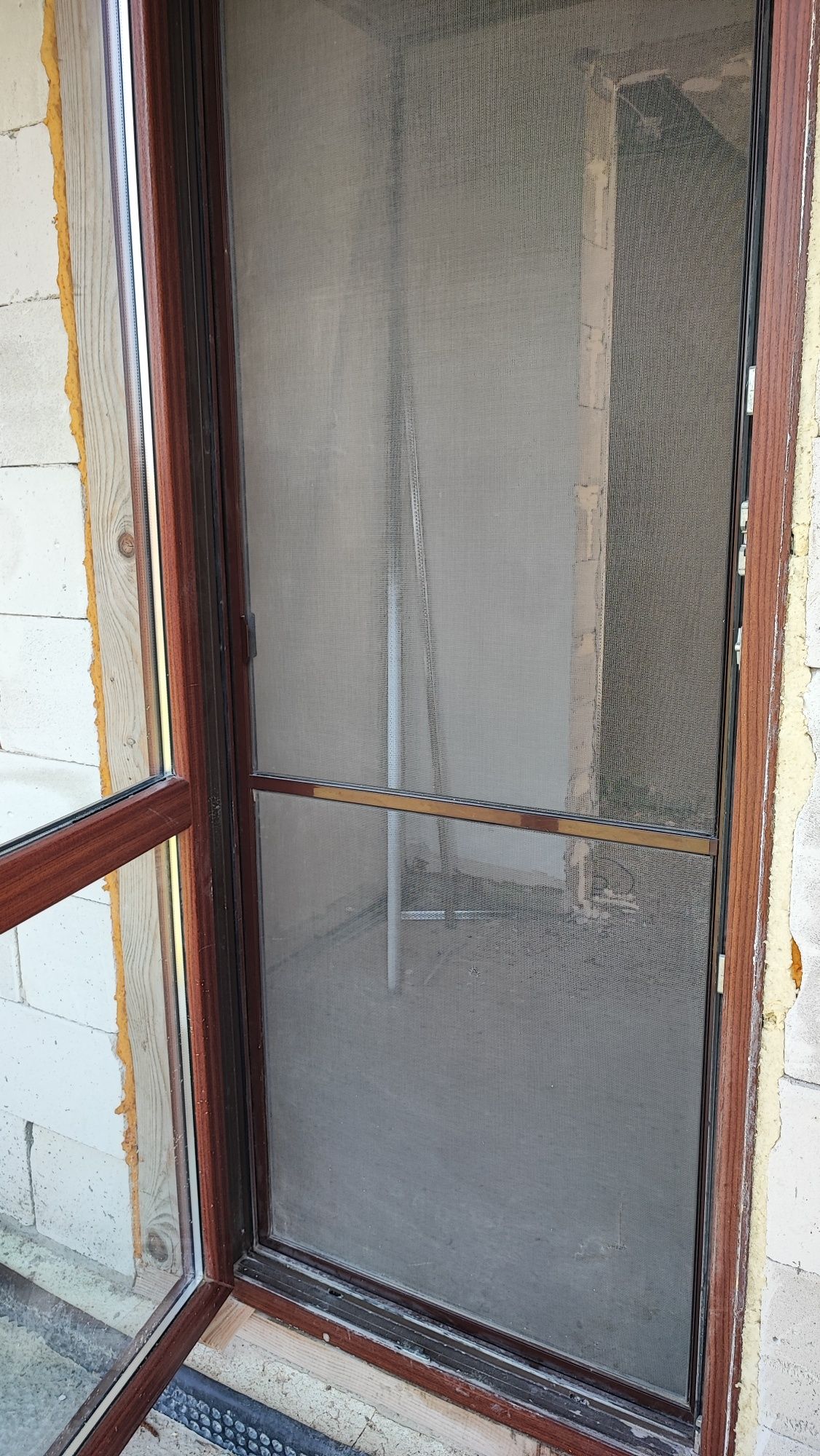 Drzwi tarasowe z moskitierą
