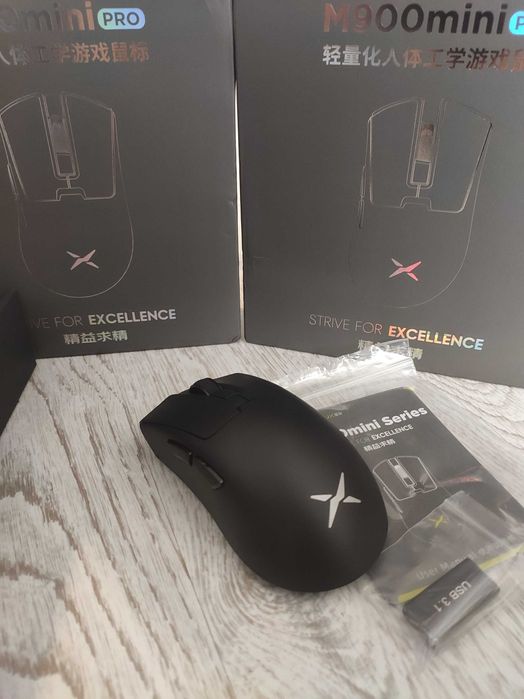 Delux M900 Mini Pro НОВА Ігрова бездротова миша Сенсор PAW3395