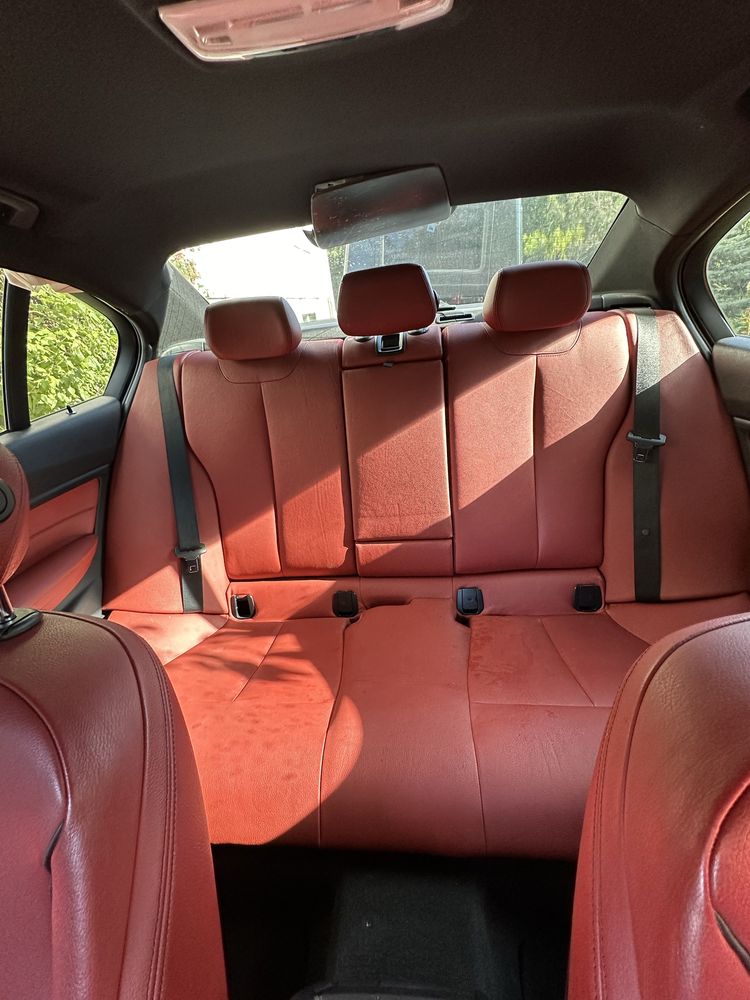 Салон сидения на БМВ Ф30 BMW F30