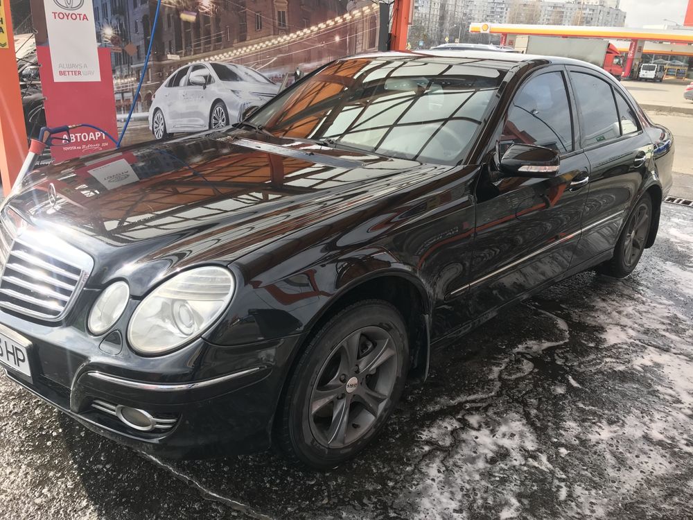 Срочно продам свой мерседес w211