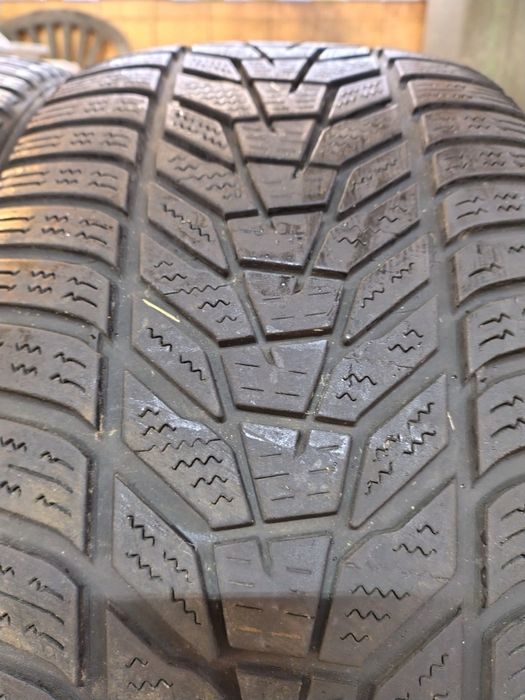 235/45/18 hankook opony zimowe 2szt evo3