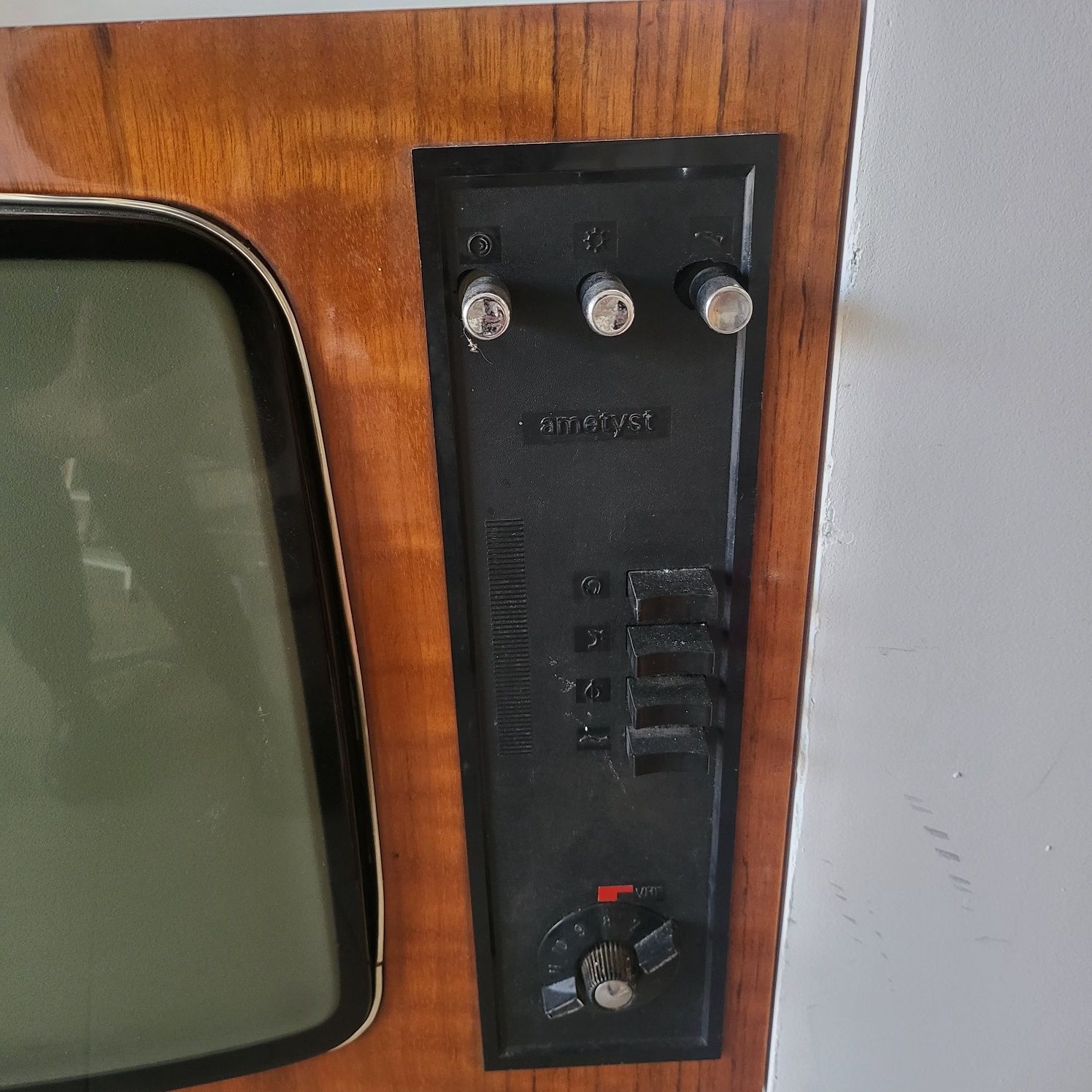 Telewizor Retro Unitra WZT Ametyst – Made in Poland