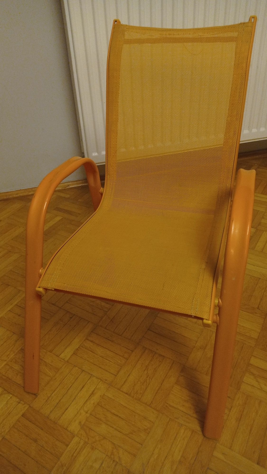 Krzesełko dla dziecka