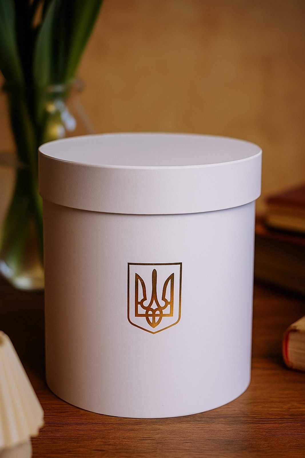 Подарункова кругла коробка з конвертом, шляпна коробка