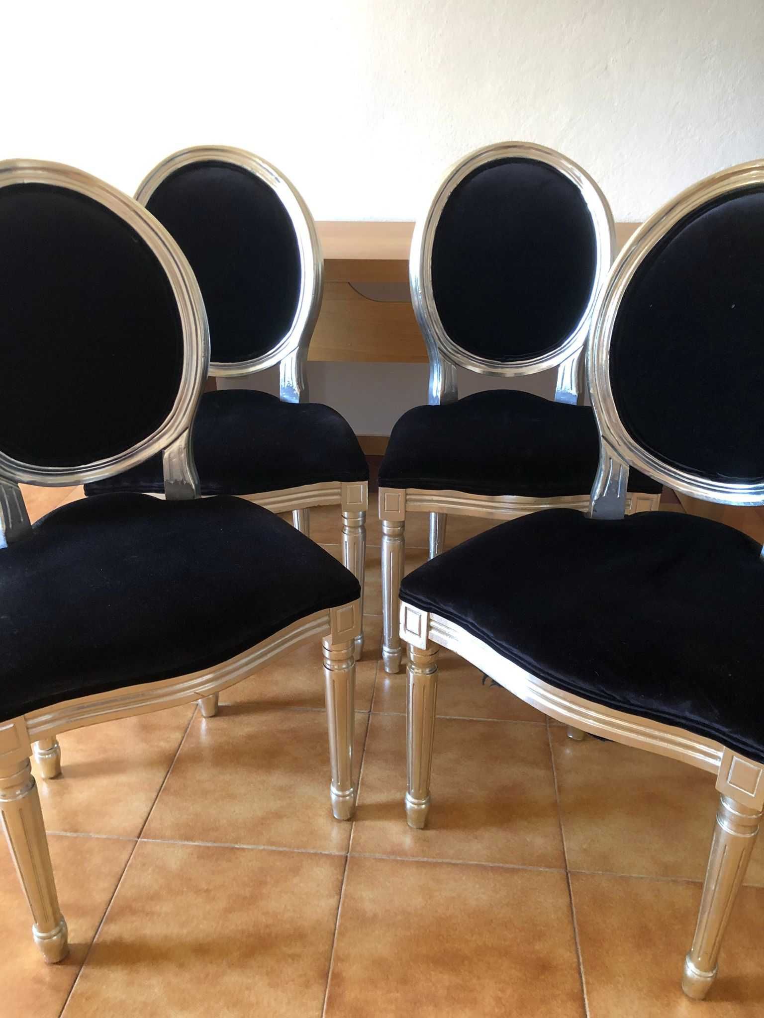 4 cadeiras Estilo Luis V