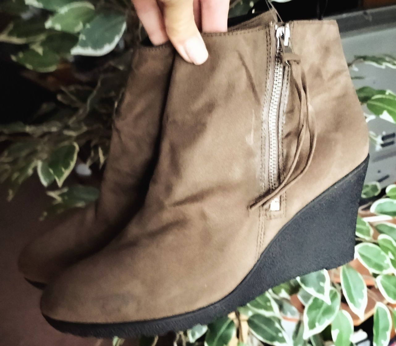 Botki H&M,na koturnie,nowe,szare,r.40-41