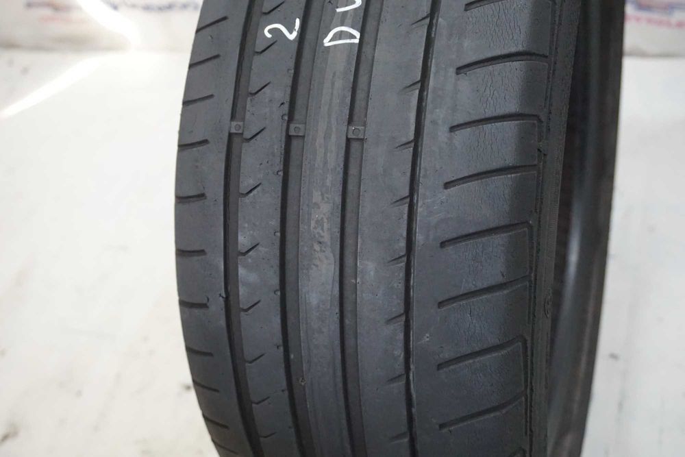 Резина\Шини 225/50 R17 Dunlop