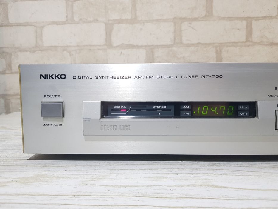 FM/AM Стерео тюнер  Nikko NT-700 б/у з  Німеччини