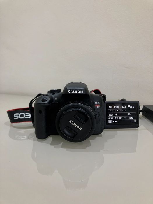 Câmera Canon Rebel T6i (EOS 750D)
