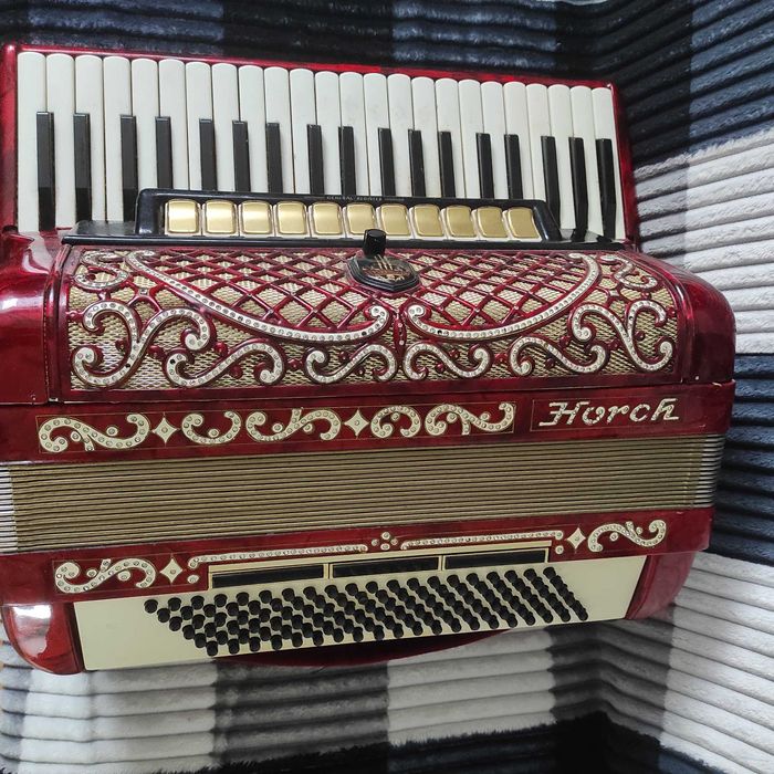 Akordeon HORCH 120 Basów