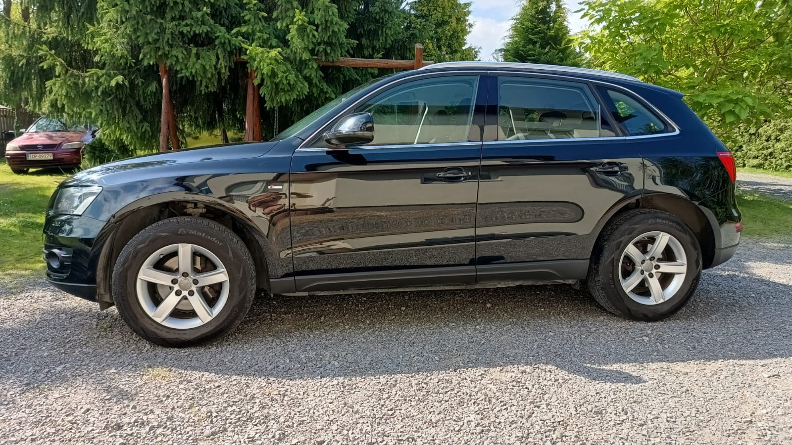 Audi Q5 S-Line 2.0TDi 170 KM Ful opcja Skóra NAVI BiXenon DVD Pdc Hak