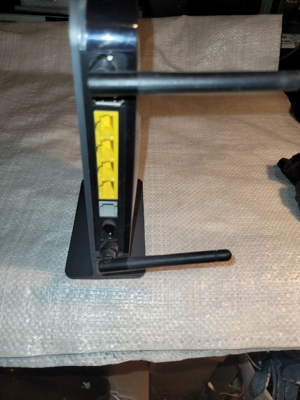 Modem   Ruter Nedgar  DGN22000 ADSL   sprawny