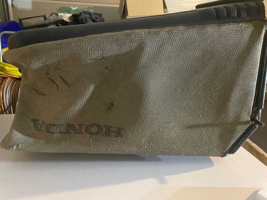 Silnik kosiarka HONDA HRG465C2  2,9kW, kosz na trawę i inne części