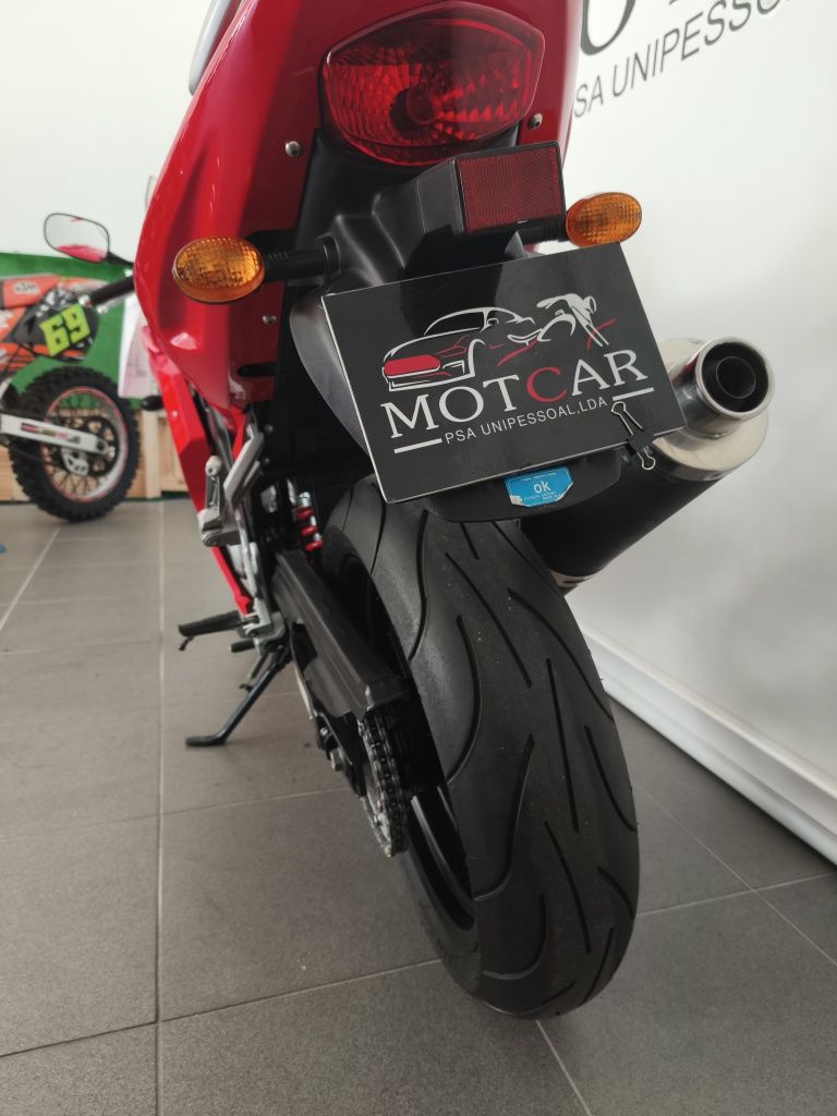 Hyosung GT  650R