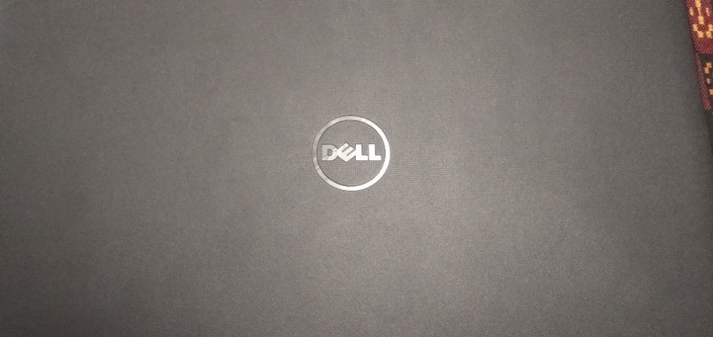 Ноутбук Dell Inspiron 3582