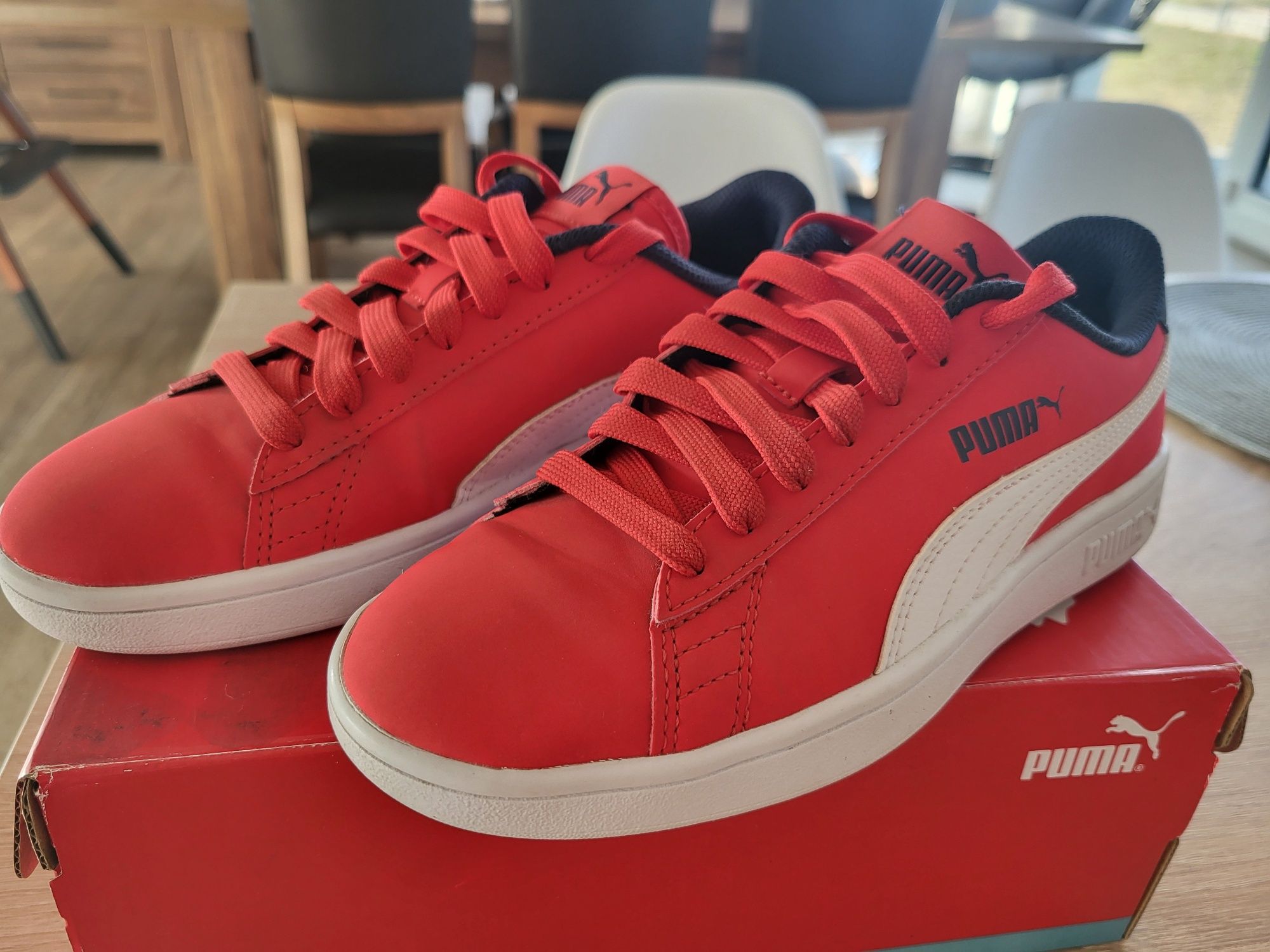 Puma Sneakersy Smash V2 Buck Junior Czerwony