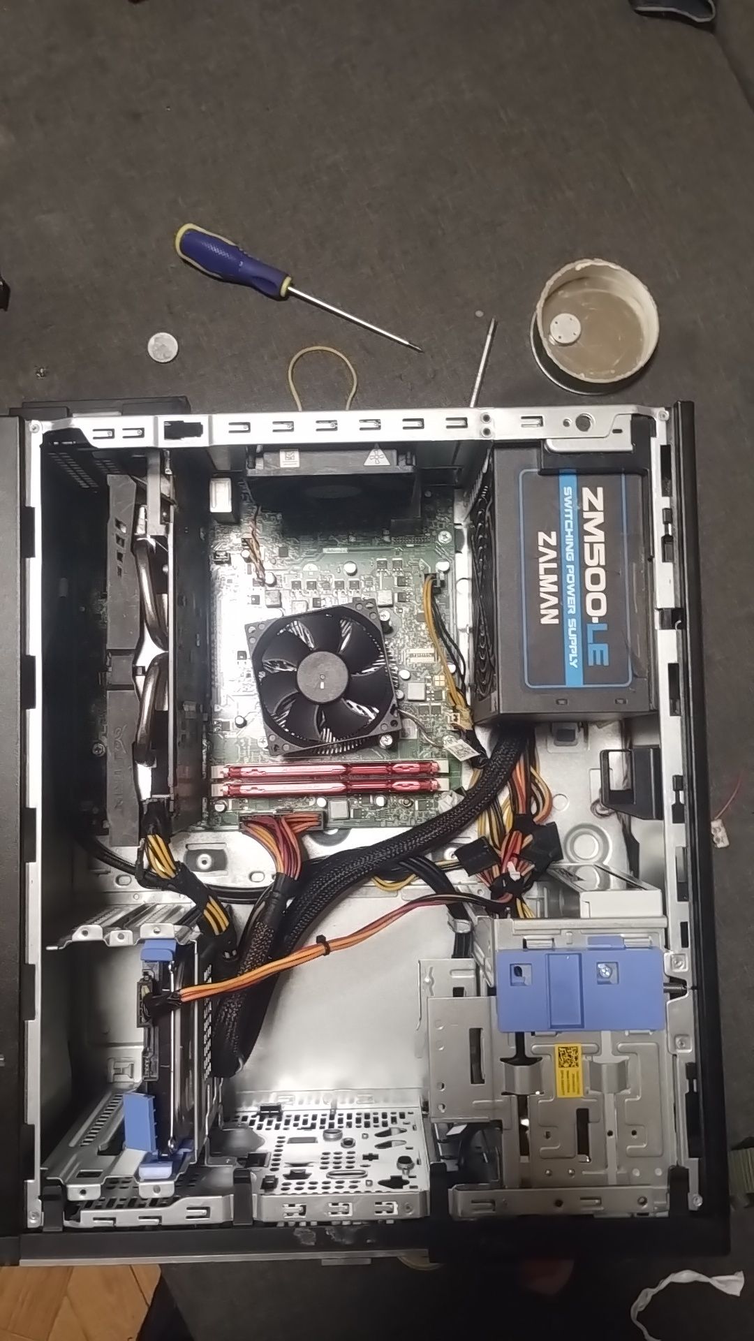 I5 16 ddr hyper x 980 gt 2 gb zelman 600w