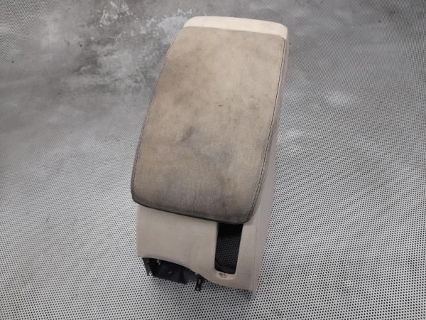 Apoio de braço VOLKSWAGEN Golf VI (5K1)