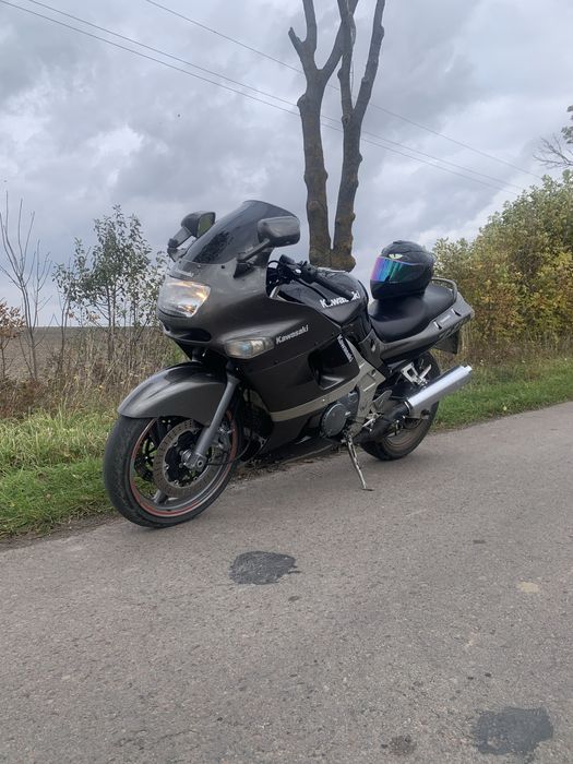 Kawasaki zzr600