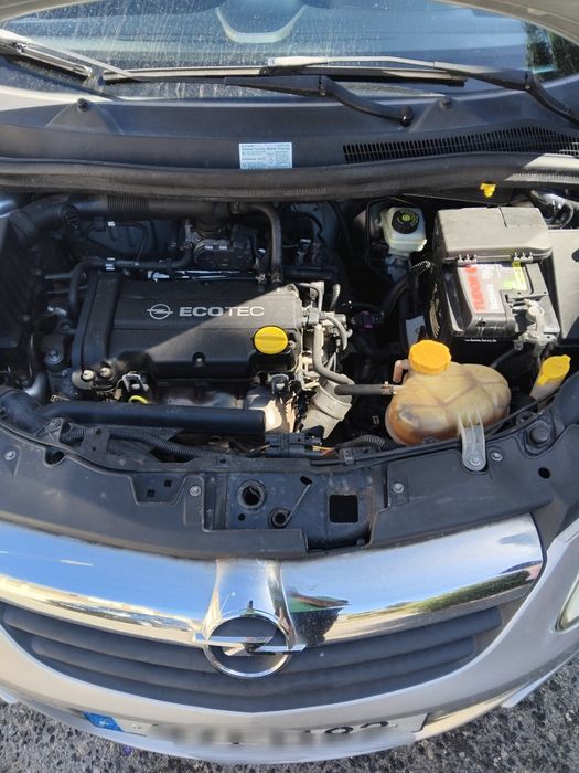 Opel corsa 1.2 I