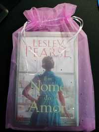 Livro "Em nome do amor", de Lesley Pearse