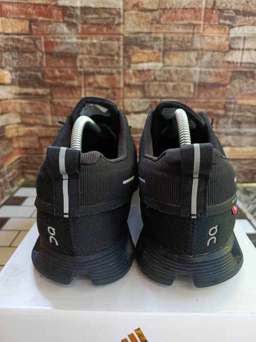 Кросівки On-cloud Waterproof (45р.29,29.5 см)