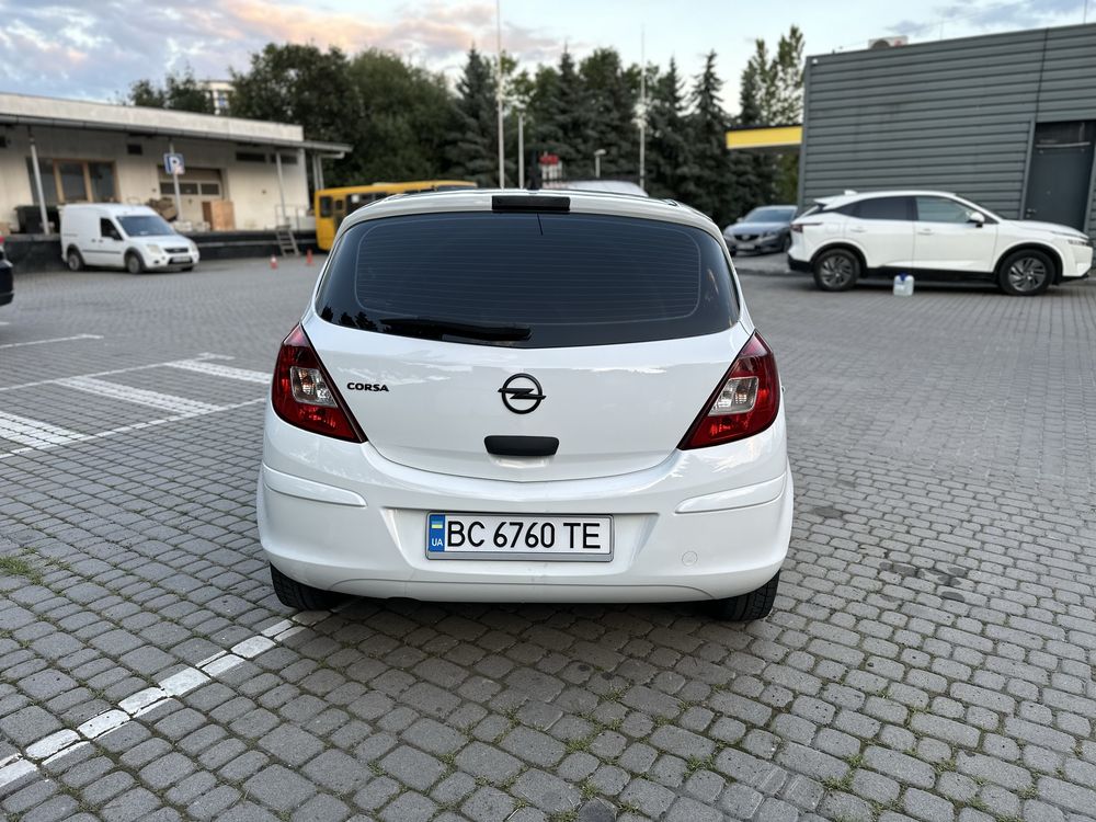 Opel Corsa 2012