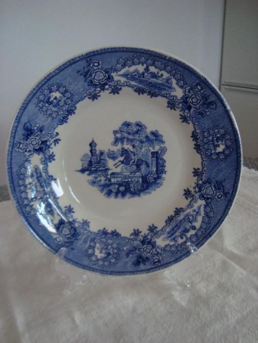 Prato Louça SACAVÉM Estátua Azul, rosa, verde e preto