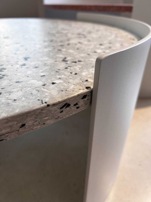 554 BOWY OUTDOOR  TABLE