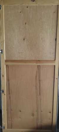 Drzwi drewno płyta