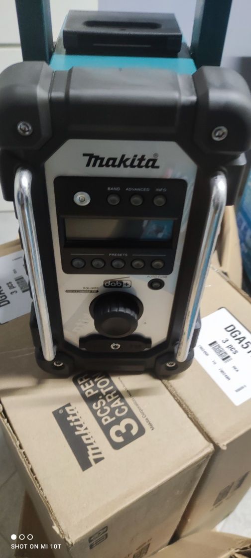 Radio Makita DMR 110N nowy model z zasilaczem