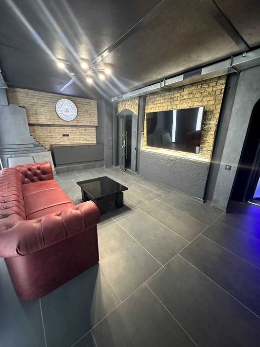 Оренда приміщення на вул. Басейна 12, площа 650