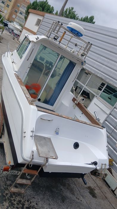 Barco pesca desportiva