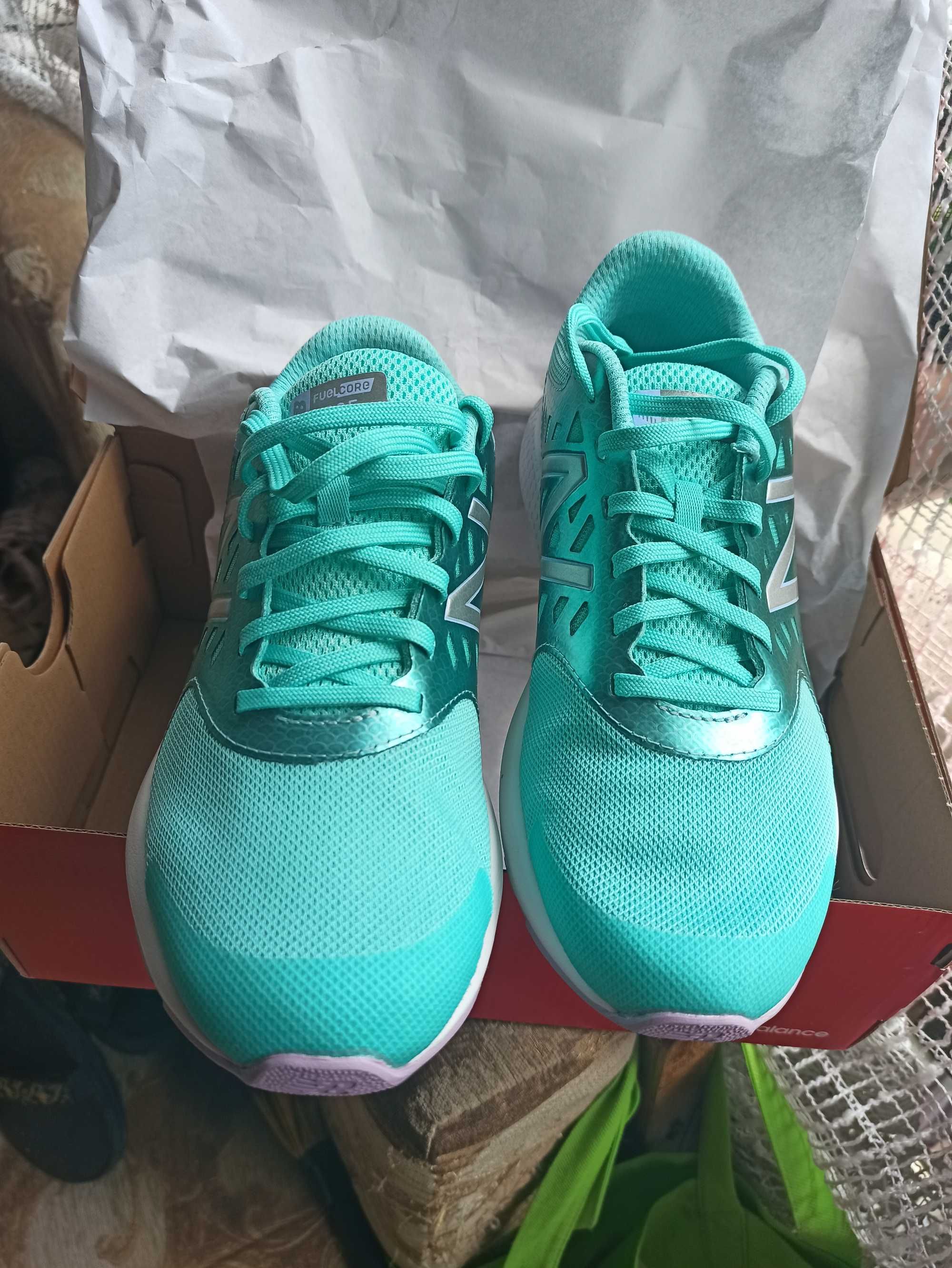 Кроссовки New Balance, 37 размер, 24,5 см по стельке, оригинал США