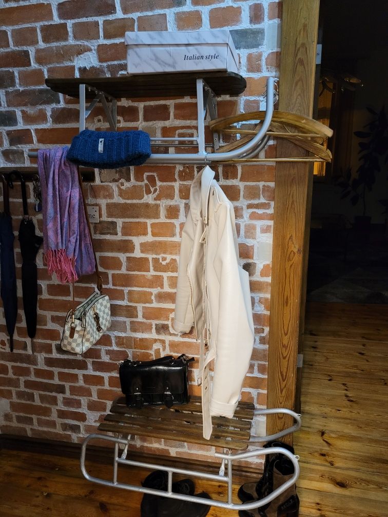 Sanki Wieszak na ubrania półka ławeczka szafka retro rustykalna