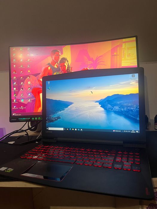 Laptop gamingowy lenovo