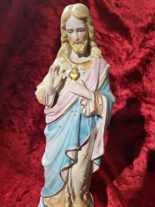 Pan Jezus z porcelany biskwitowej