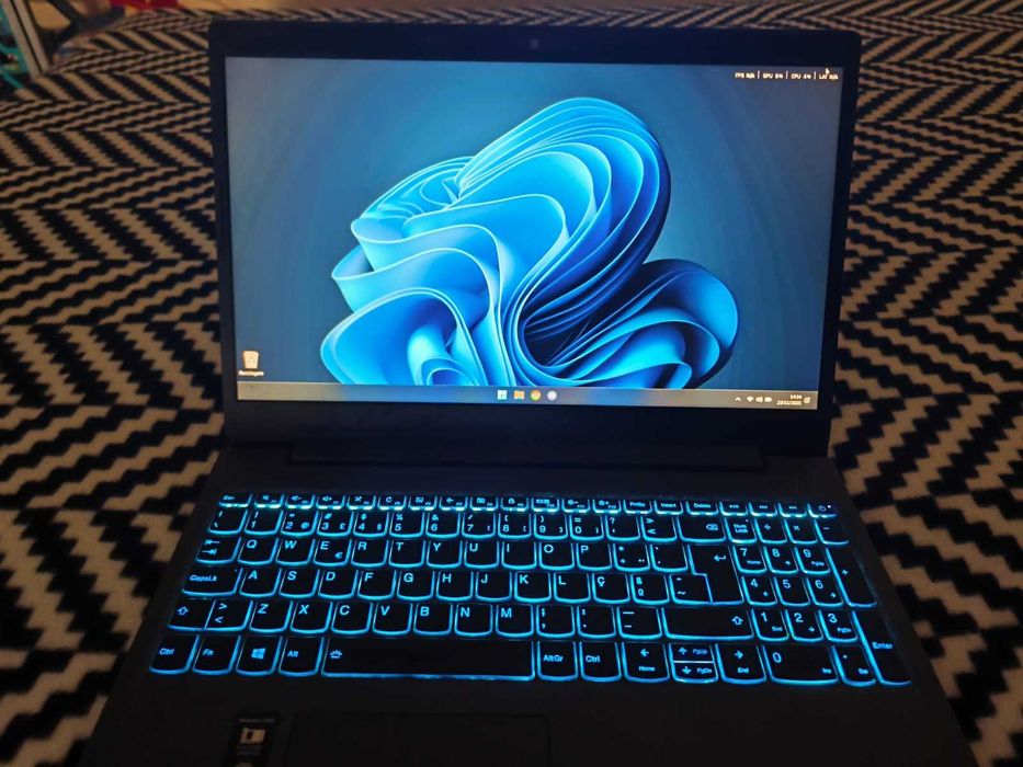 Portatil Lenovo | i5-9300H • GTX 1650 • 32GB RAM • 1TB | Como Novo